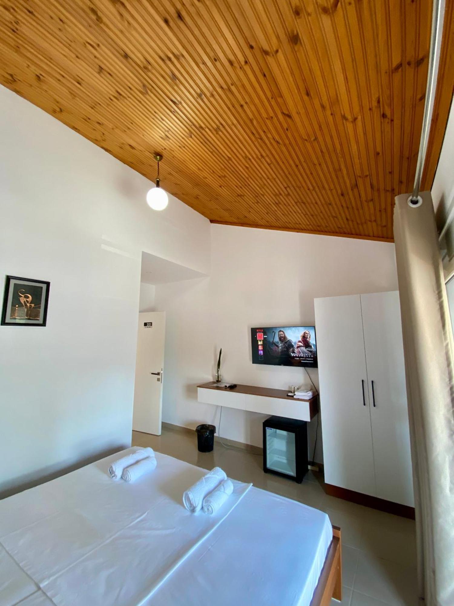 Villa Niku Berat Luaran gambar